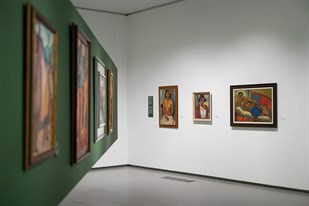 Vieša ekskursijos Prano Domšaičio parodoje